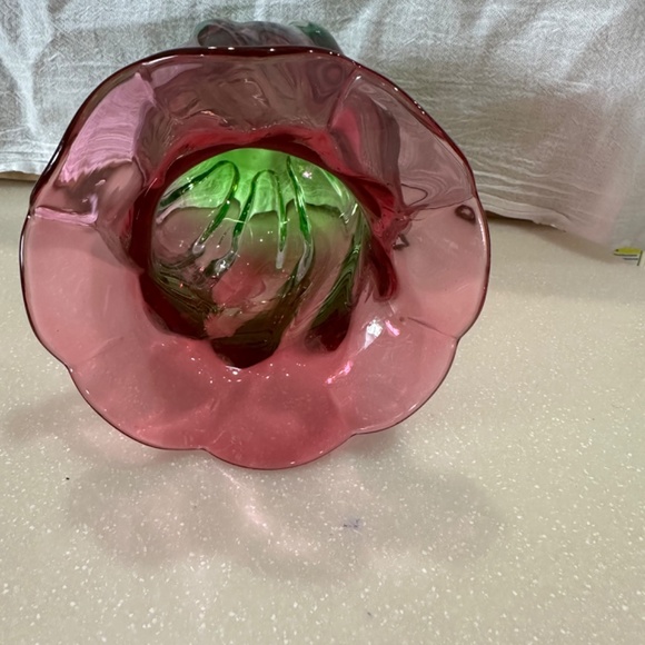 Teleflora Collectible Vase,  Art Glass, cranberry pink and green vase. - Picture 3 of 6